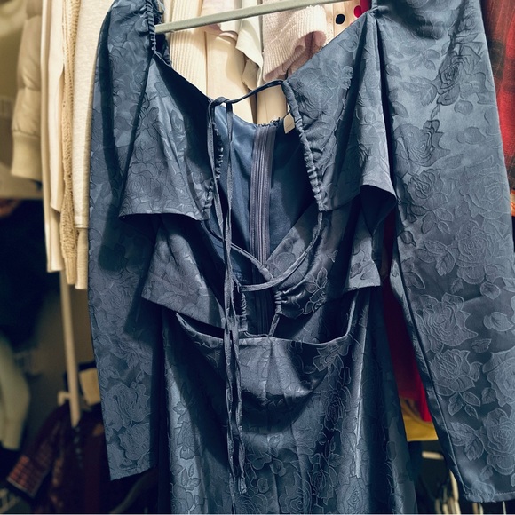 Where are you from WAYF blue Halter Cut Out Midi Dress - Picture 9 of 11